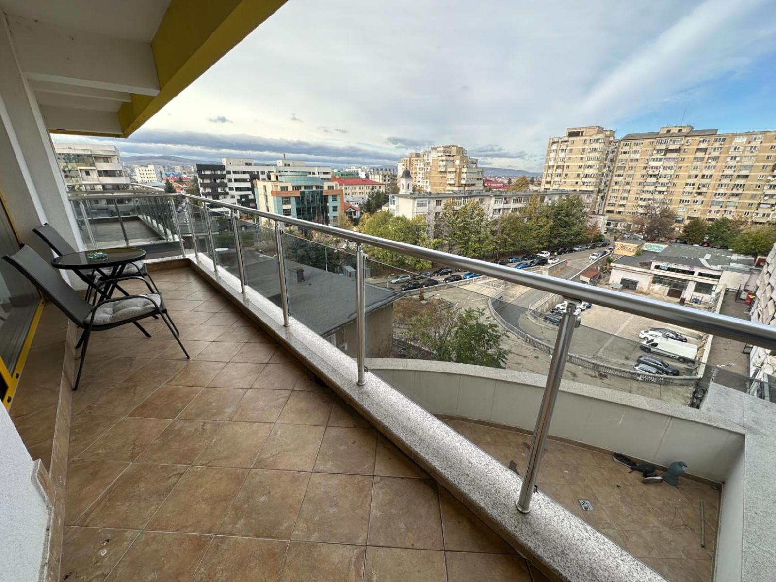 Апартаменты Downtown "Rendez-Vous" Luxury Бакэу Экстерьер фото
